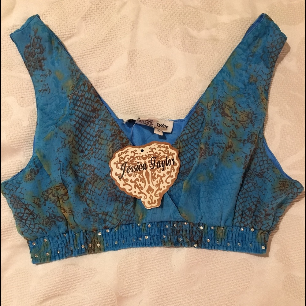 Jessica Taylor bra top